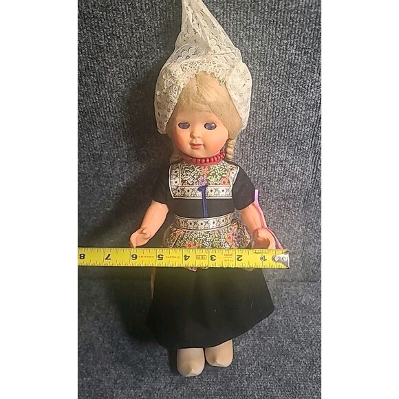 Vintage Holland Dutch Doll w/  Dress & Clogs, Eyes Open/Close 16" Made In Italy - Picture 3 of 9